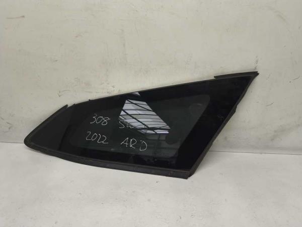 VITRE ARRIERE DROIT PEUGEOT 308 SW 2021+ - Vue 1